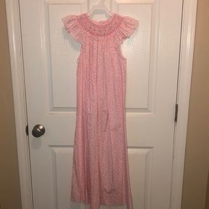 NWOT Amanda Remembered Flower Smocked Dress